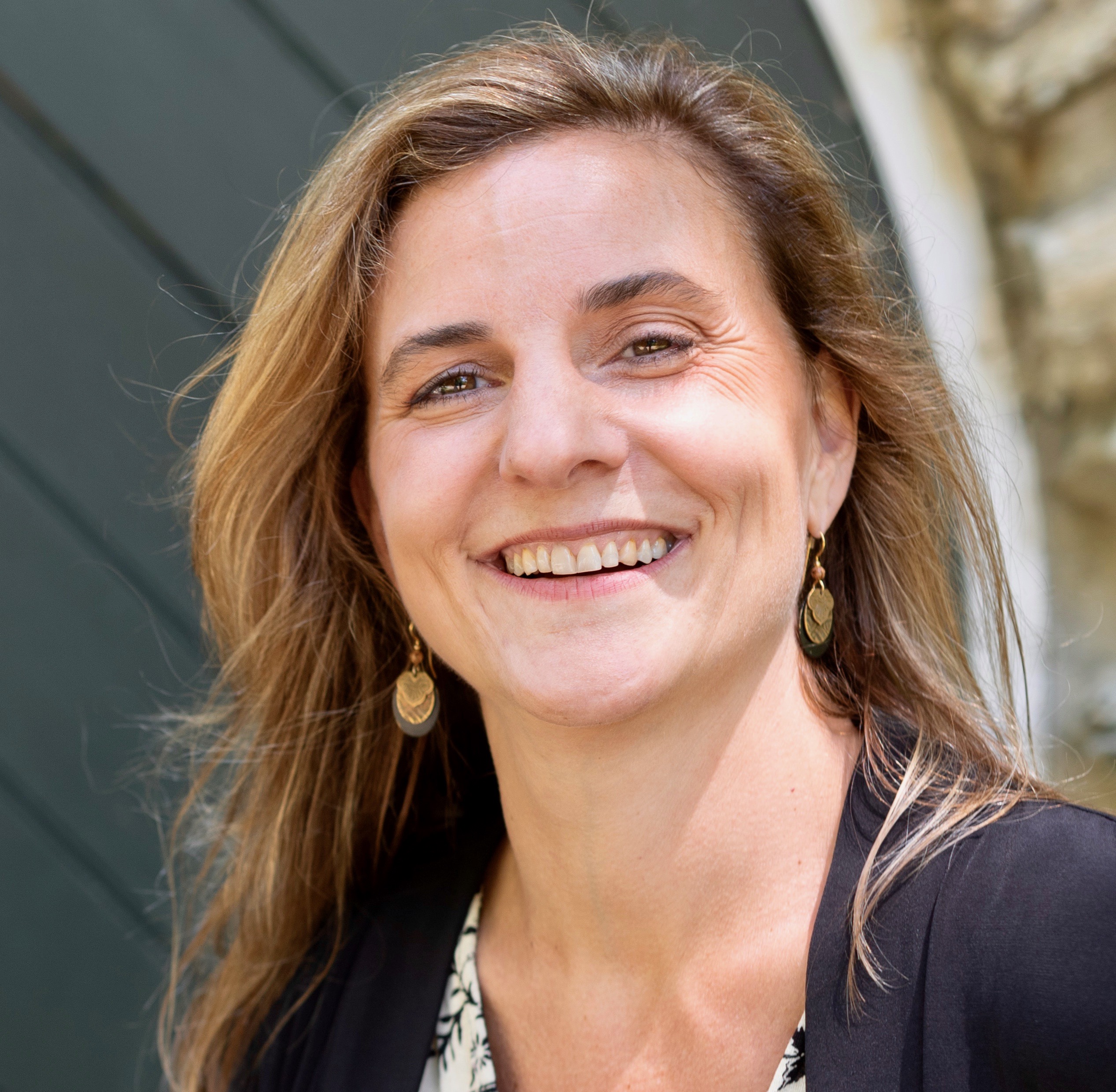 Annabelle Coote, Somatic Therapist. Founder & owner, Movement Matters Integrative Psychotherapy.